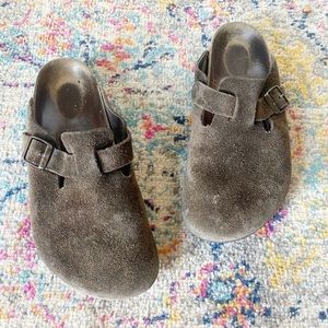 BIRKENSTOCK clogs